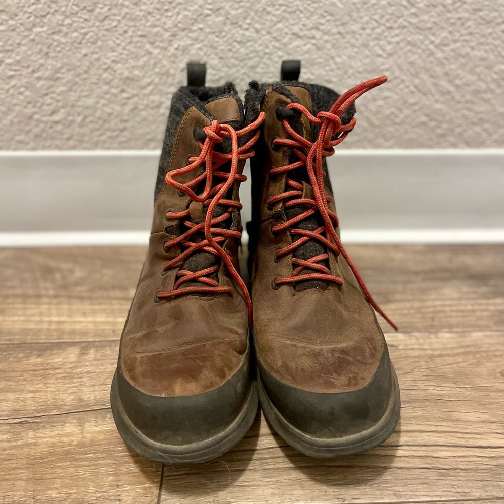 Lightweight Hiking Boots